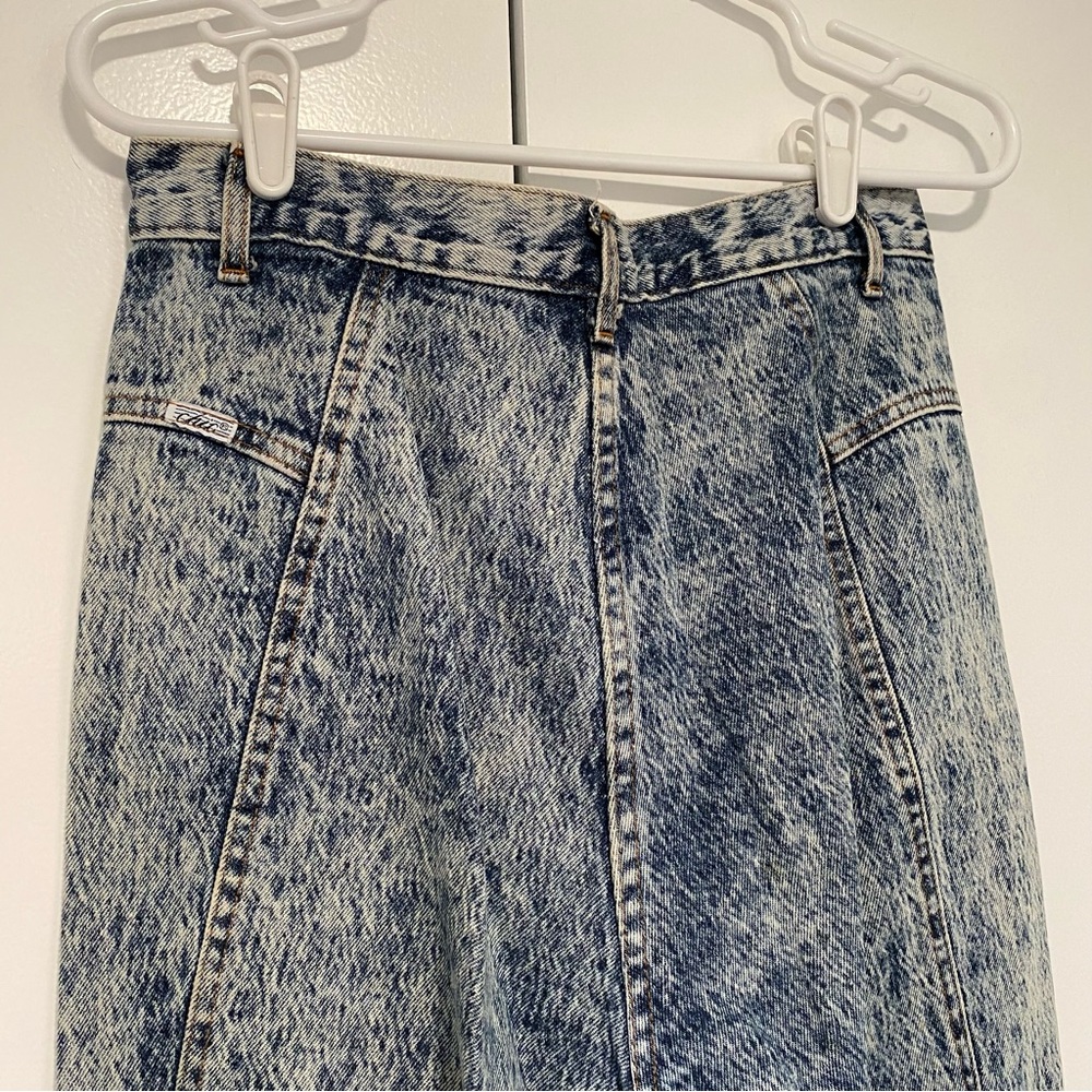 Vintage ‘Chic’ brand high rise acid stone washed jeans - Picture 4 of 7